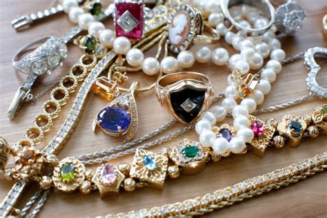 Sell Vintage & Estate Jewelry 